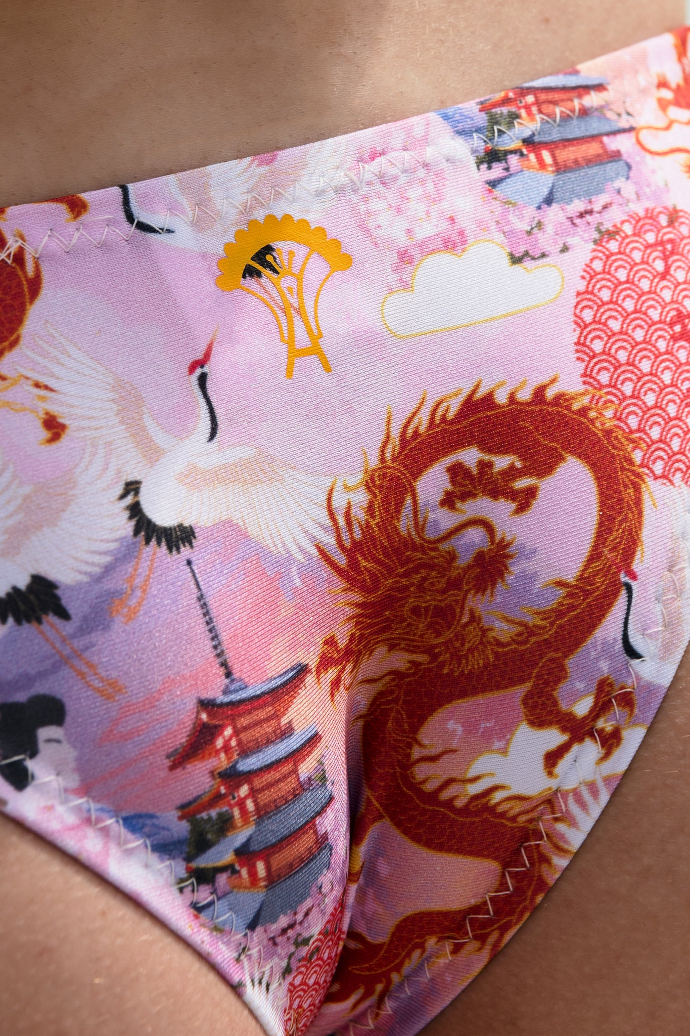 Bikini opaco "Sakura" con estampado Itsukushima